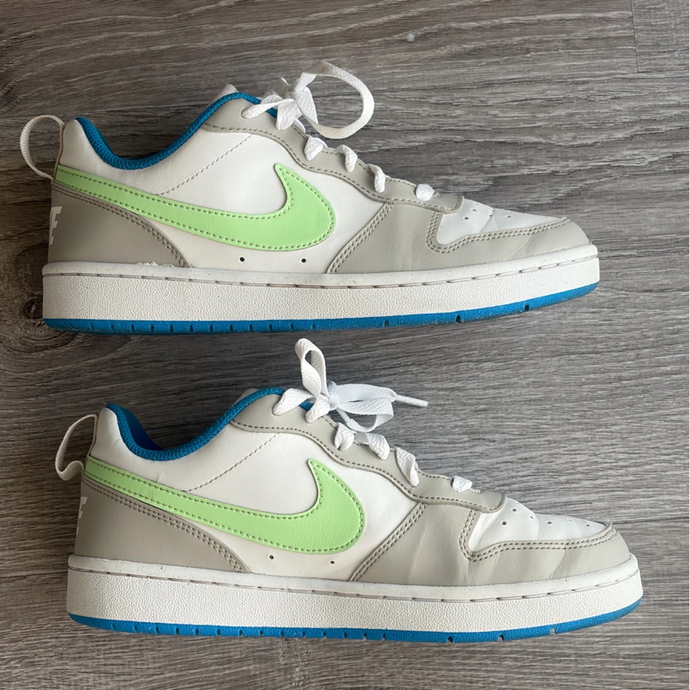 Youth Nike Court Borough Low Sneakers